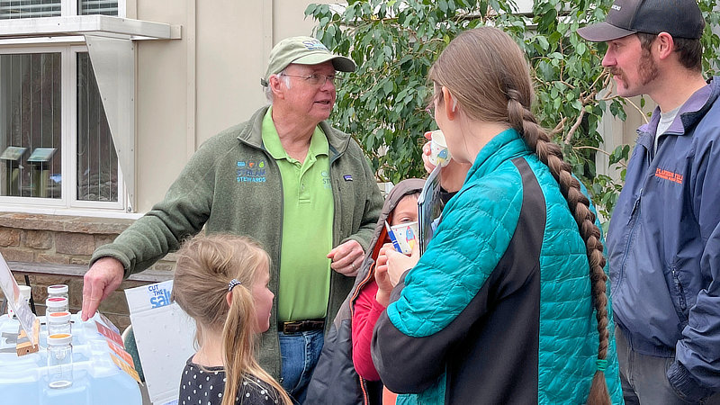 A community scientists explains the road salt problem at World Water Day.