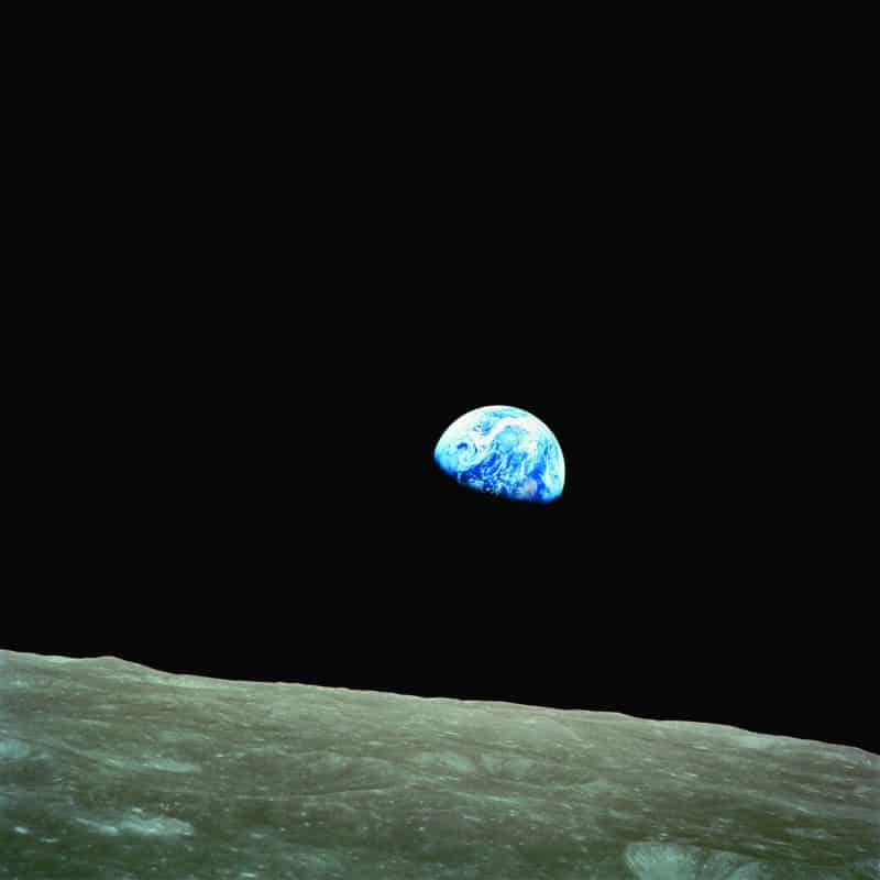 NASA Apollo 8 earthrise from the moon
