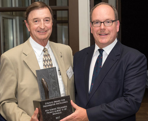 Bern Sweeney presents Prince Albert II of Monaco with the Stroud Award for Freshwater Excellence.
